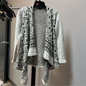 CROPP Women’s patterned open cardigan
Size M